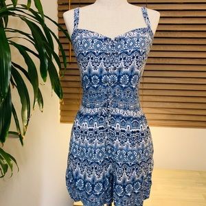 Lace Down Hollister Romper 💖 NWT